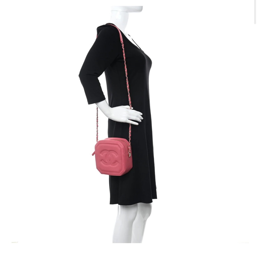 CHANEL Calfskin CC Clock Camera Case Bag - Picture 3 of 6